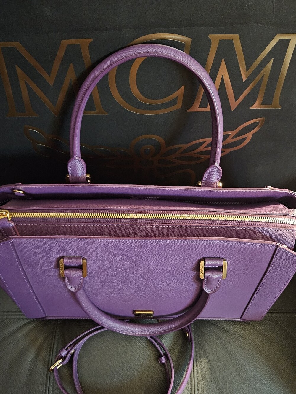 MCM Safiano Leather Large 2way Bag - Picture 5 of 12